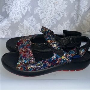 Wolky Velcro adjustable comfortable rugged sandals size 10.5